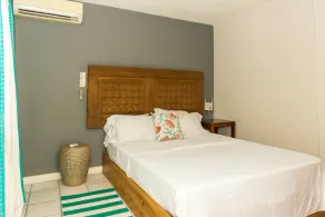 Kingston Most Centrally Located Two Bdrm - Image 5