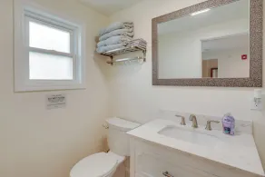 3 Mi to Main Street: Newly Renovated Wareham Apt! - Image 3