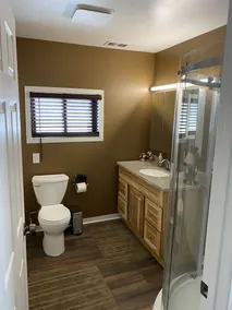 New Cozy Up North Cottage Getaway - in beautiful Lakes of the North - Image 5