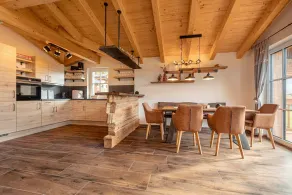 Luxury chalet with private sauna in Uttendorf - Image 4