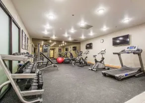 Shadow Ridge 312-1 | 150 Yards to Slopes | Mountain Views | Food Galley | Pool & Hot Tub | Sauna - Image 4