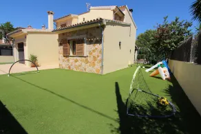 Villa Puerto Adriano mit privatem Pool und 5 Gehminuten vom Strand entfernt - Image 3