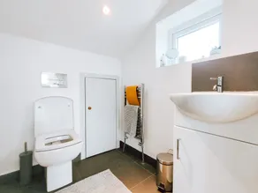 The Isabella Studio by Richmond Park - Image 3
