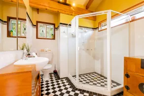 POORINDA RETREAT - Image 2