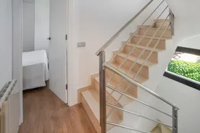 Ferienhaus 'Sunny House' mit Meerblick, WLAN und Klimaanlage - Image 2