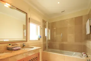 Vilamoura luksuriøs PENTHOUSE ved golf, WIFI, kabel-tv, 2 puljer - Image 3