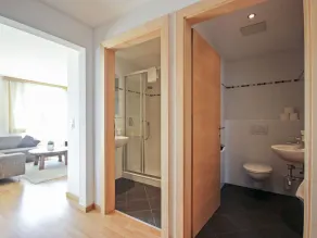 Cosy apartment for 6 people with WIFI, TV and terrace - Image 5
