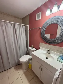 Beachski's Bungalow adorable 2 Bedroom, 2 Bath with Pool! Private Beach Access! - Image 3