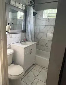 Come relax in my quiet and stylish home - Image 2