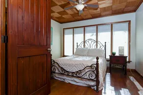Sleeps 3 Couples or family - great for traveling nurses - Image 4