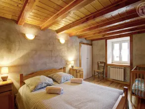 Gîte chaleureux dans parc naturel avec animaux admis et confort moderne - Image 5