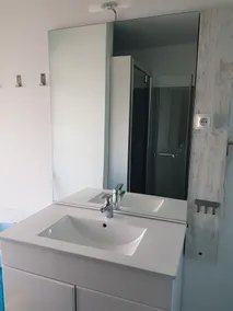 Belle maison à 400 mètres des plages avec grand terrain et véranda ouverte - Image 3