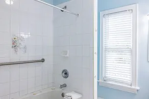 The James Suite | Ground Floor King - Image 3