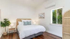 High Three - Beachside Hideaway in Town - Holiday Yamba - Image 5