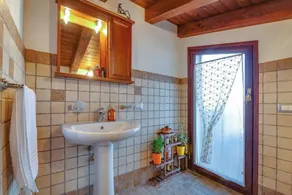 Petalo Rosso, lägenhet i villa med trädgård och underbar panoramautsikt - Image 4
