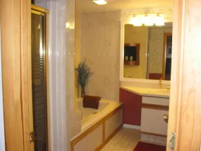 Large Glen chalet by Storyland in the White Mountains, clubhouse, pool and golf - Image 2