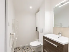 Cozy renovated studio with private terrace, for 2 people, near the Sèvre River - Image 3