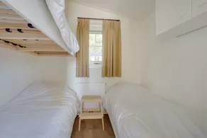 Cozy 4- to 5-person forest cottage - Image 5