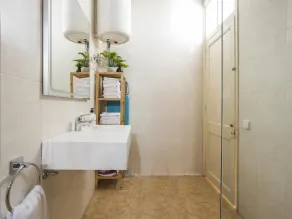 Tourist apartment in the heart of Barcelona - Image 4