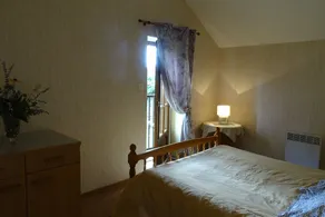 Stellen Sie Ihre Koffer im Herzen der Alpes Mancelles ab. - Image 2