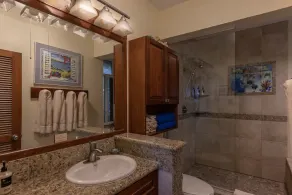 Gallows Point 10A, Ocean Front Elegance - 5-Star Amenities - Image 3