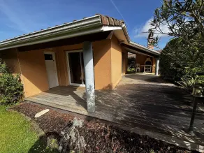 Maison Individuelle Située Dans un Quartier Résidentiel - Image 5
