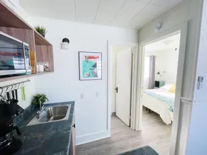 Suite 106 | 2 Bed / 2 Bath + Living & Kitchen - Image 4