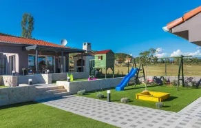 Lussuosa casa a Severic con sauna - Image 5