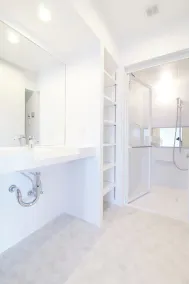 BHotel - Image 4