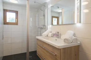 Moderne Ferienwohnung für 2 bis 4 Personen mit Großem Sonnenbalkon - Image 2