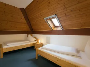 Lovely apartment for 12 guests with WIFI, TV, balcony and pets allowed - Image 5