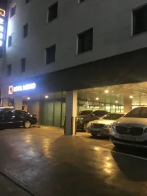 Momo Hotel - Image 5