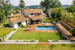 Belle Villa Contemporaine Vue Panoramique sur Perigueux - Image 5