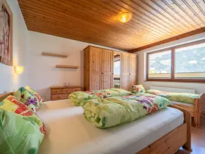 Cosy apartment with ski storage - Image 5