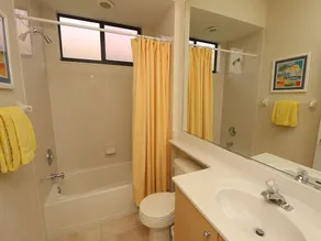 Tailfeather Home - Image 4