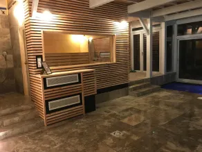Large 1777 residence in Burgundy, indoor and outdoor pools & sauna - Image 2