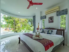 Private Pool Villa for your family and friends / Private Chef available - Image 3