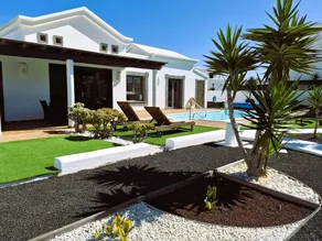 Villa ligthouse, piscina riscaldata, Sky TV, SAT TV, giardino, wifi, barbecue. - Image 5