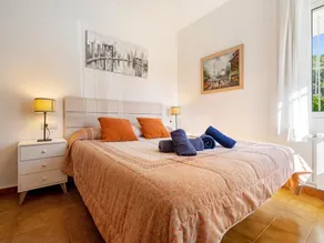 Appartement central avec jardin privé et piscine - Image 4