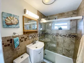 \"BEACHCOMBER\"- A Gem on Lake Erie   120 Feet of Private Frontage and Beach - Image 3