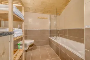 50m from ski slopes, 12nd floor, balcony, parking, tv, ski locker, 90m², Champagny-en-Vanoise - Image 2