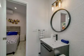 Light Filled Newly Built  Almaden Foothill ADU with Private yard and entrance - Image 5