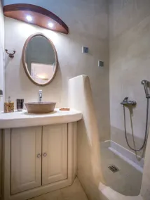 Moradia de luxo 6 quartos com p. piscina, banheira de hidromassagem e vistas incríveis perto da praia - Image 2