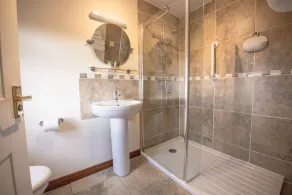 Oaklodge House - Image 4