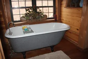 Secluded Rustic Cabin w/Wifi on 160 Acres near Illinois River & Lake Tenkiller - Image 5