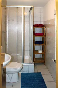 4-star apartment in rich nature, close to Berlin, sauna, garden, pet on request - Image 4