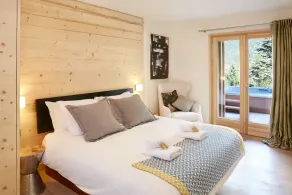 Best View of Mont Blanc in Chamonix - Scenic Sauna / Outdoor Jacuzzi - 5* Luxury - Image 5
