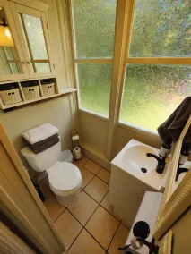 Charming Vintage Home - Image 5