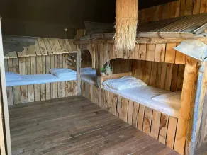 Quaint Holiday Home in Bièvre in the forest - Image 4