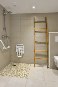 Sommerhus med stor kapacitet, tør ro og naturskifte i Corrèze - Image 2